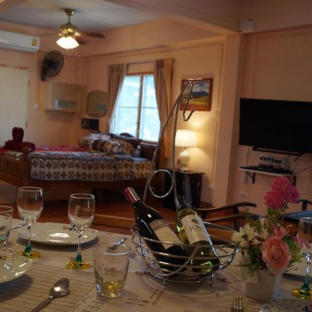 Kata Apartment Luaran gambar