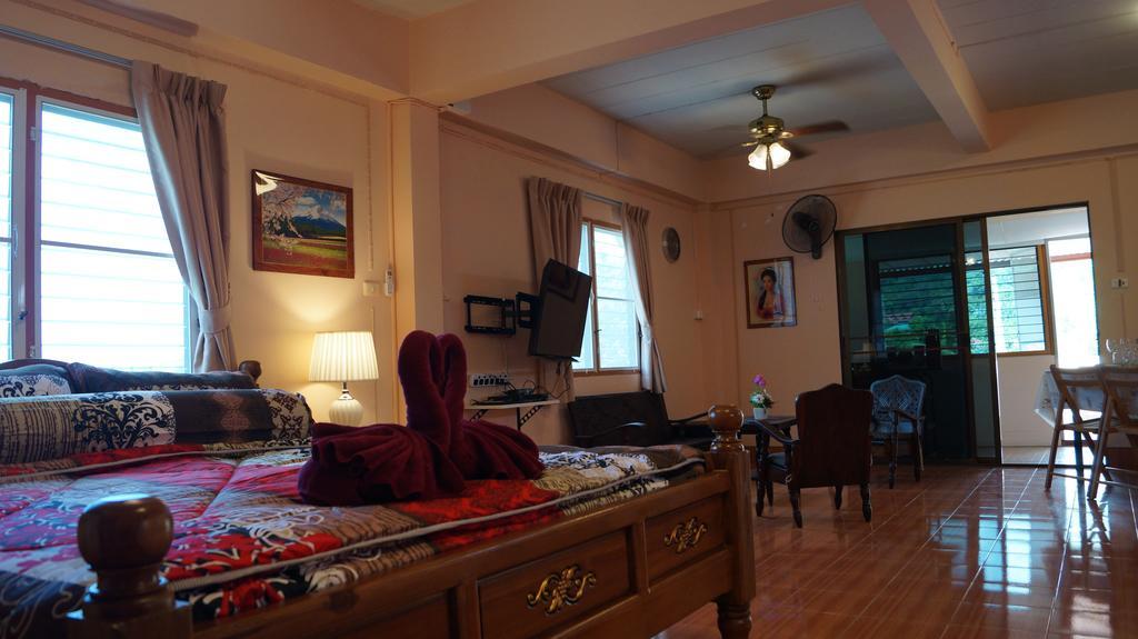 Kata Apartment Luaran gambar