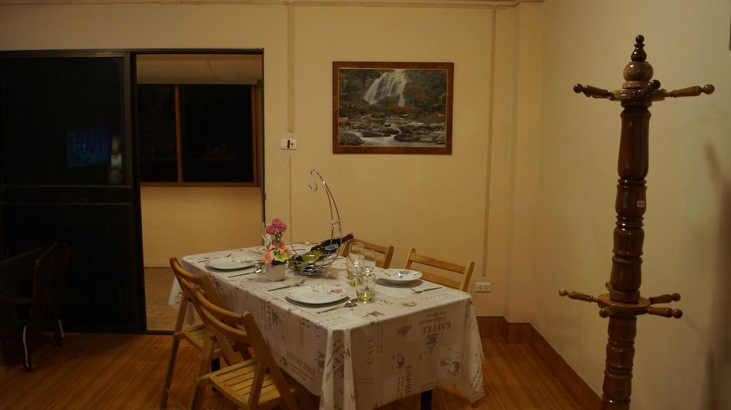 Kata Apartment Luaran gambar